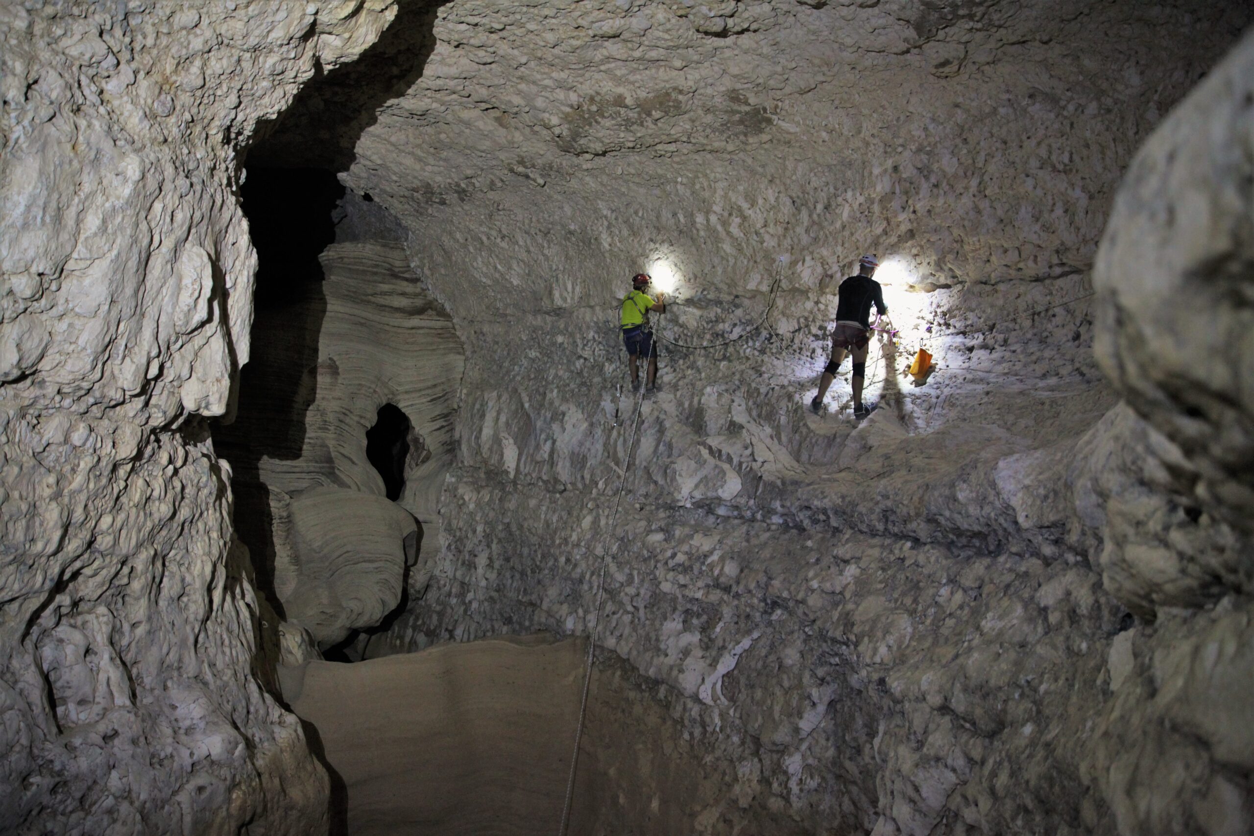 7th hole cave